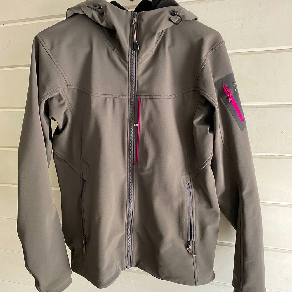 Arc’teryx softshell